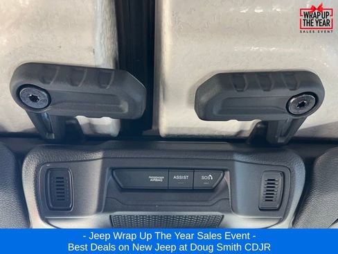 New 2025 Jeep Gladiator Rubicon w/ Convenience Group image 20