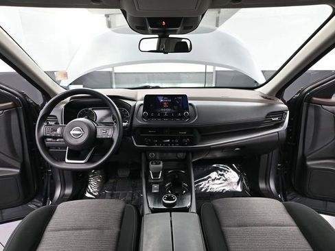 Used 2023 Nissan Rogue SV AWD/4WD image 24