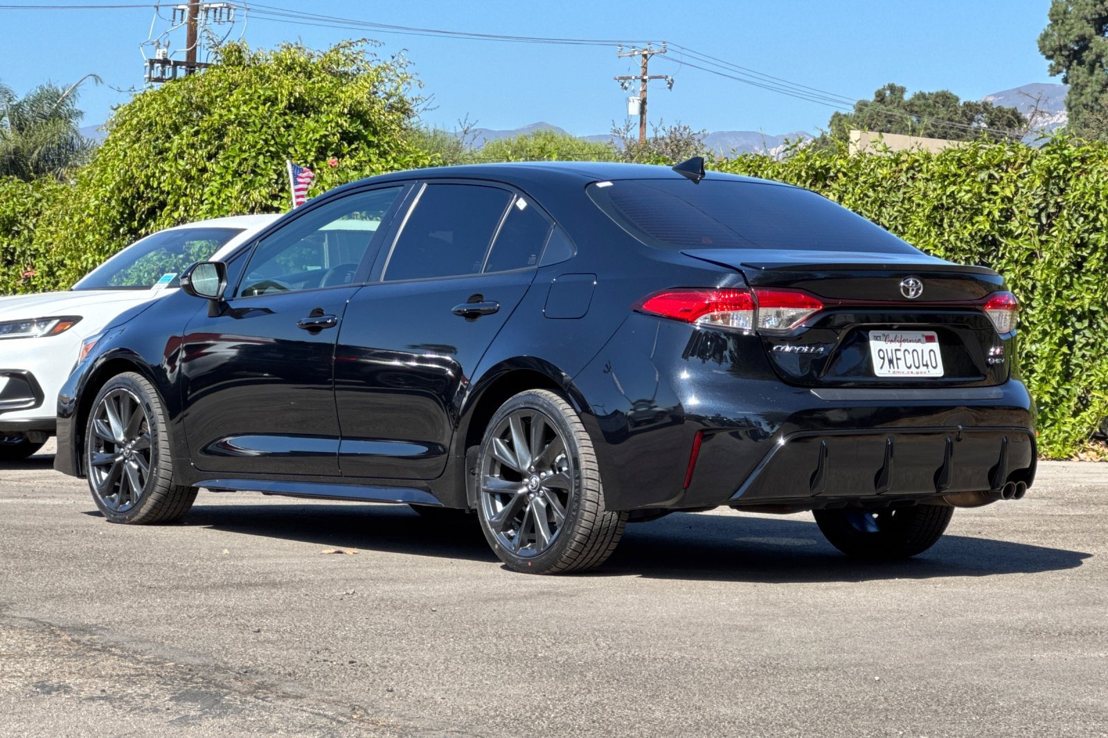 Used 2026 Toyota Corolla SE FWD image 6