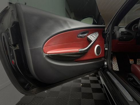 Used 2010 BMW M6 Convertible image 12