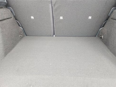 New 2025 Nissan Kicks SV image 21