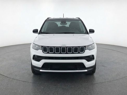 Used 2025 Jeep Compass Limited image 2