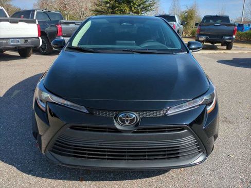 Certified 2026 Toyota Corolla LE image 9