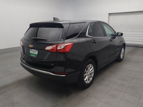Used 2021 Chevrolet Equinox LT w/ Driver Convenience Package FWD image 9