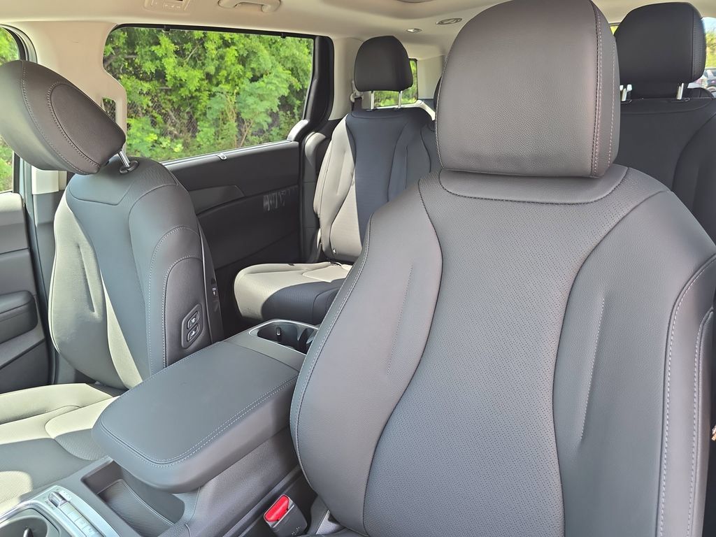 New 2026 Kia Carnival SX Prestige FWD image 23