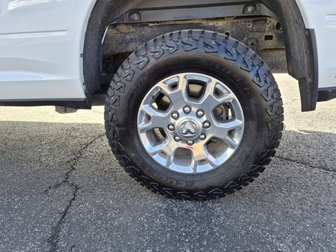 Used 2024 RAM 2500 Laramie image 34