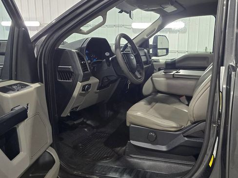 Used 2017 Ford F350 XL w/ Power Equipment Group image 7