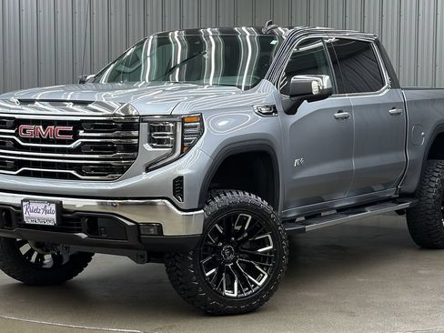 Used 2026 GMC Sierra 1500 SLT w/ SLT Premium Package AWD/4WD image 1