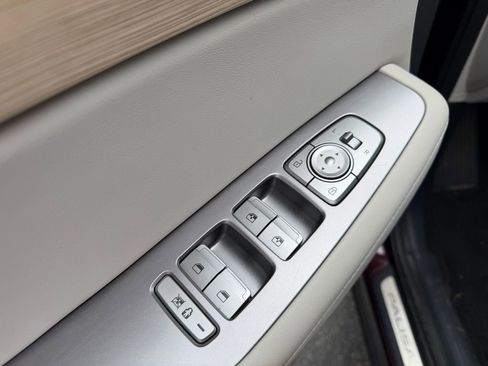 Used 2023 Hyundai Palisade Limited FWD image 31