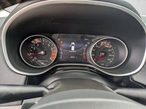 Used 2018 Jeep Compass Limited w/ Safe & Security Group FWD image 10