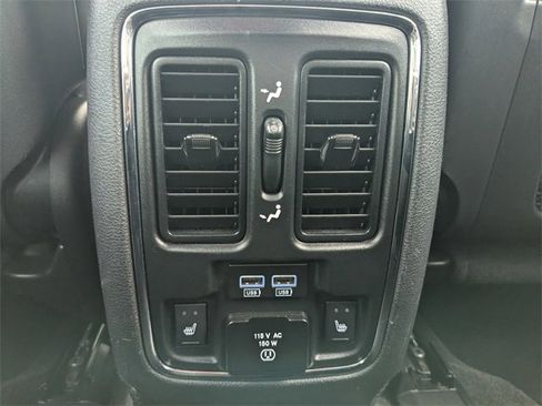 Used 2015 Jeep Grand Cherokee Overland image 16