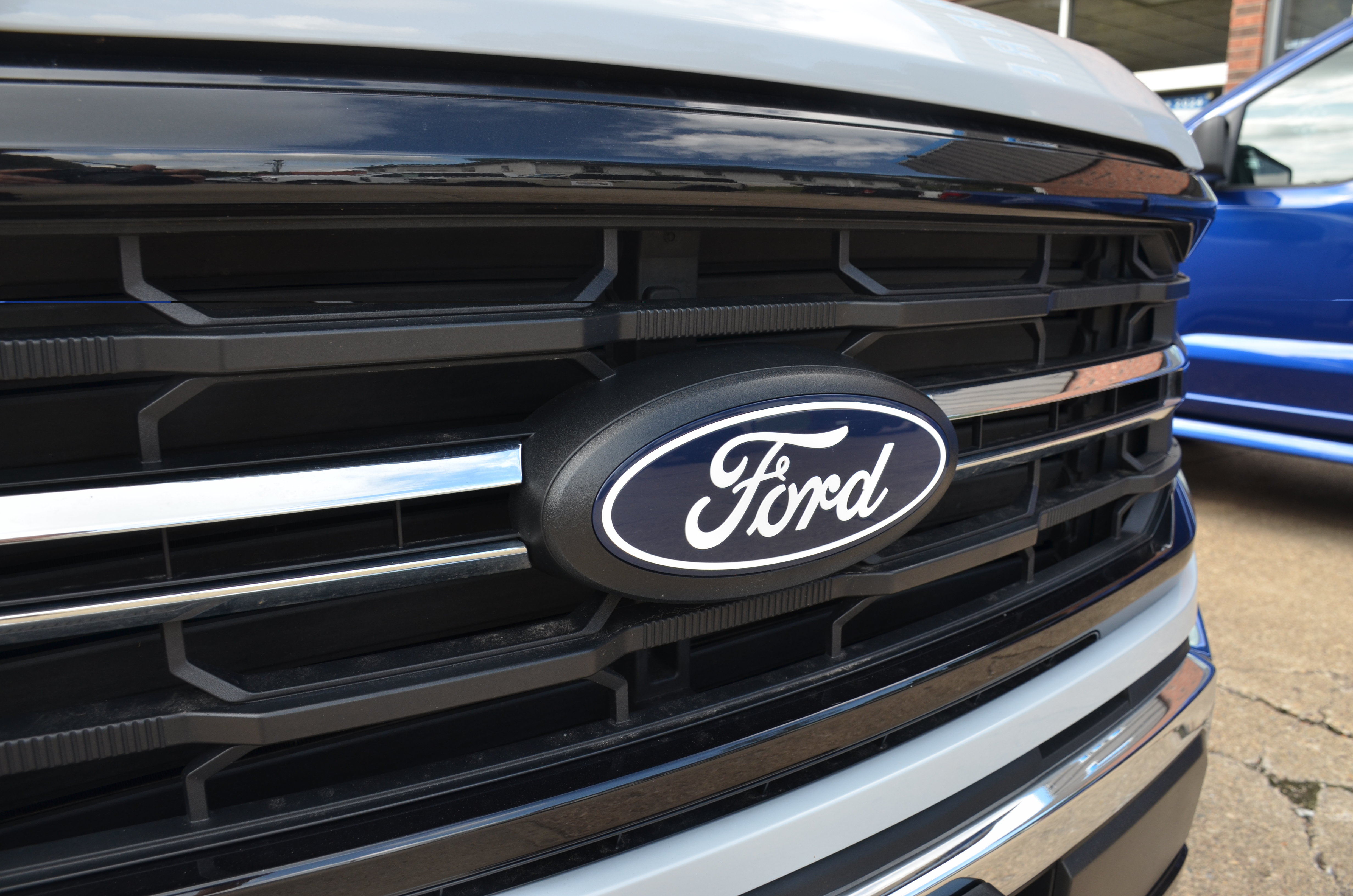 Used 2025 Ford F150 XLT w/ Equipment Group 301A Standard AWD/4WD image 8