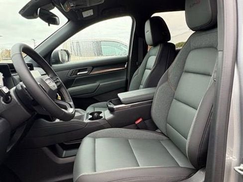 New 2026 GMC Terrain AT4 image 13