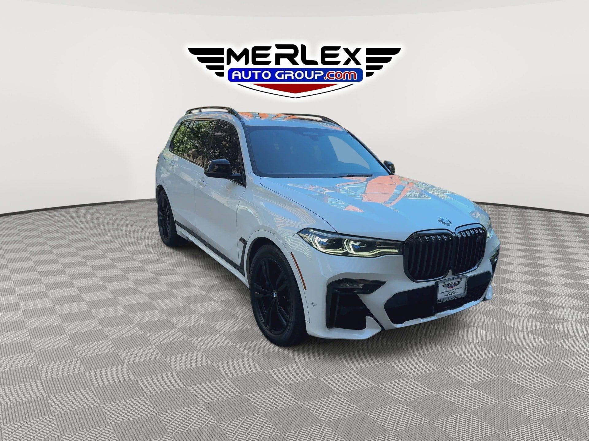 Used 2020 BMW X7 M50i AWD/4WD image 3