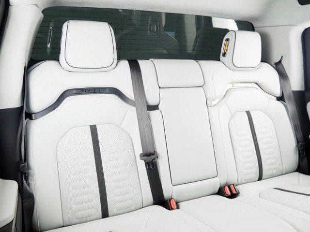 Used 2022 Rivian R1T AWD Adventure Quad image 17