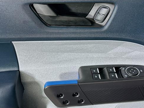 Used 2025 Ford Maverick XLT FWD image 14