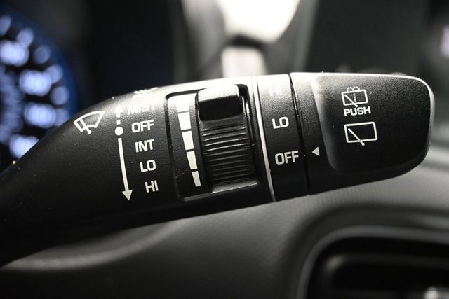 Used 2023 Hyundai Kona SEL AWD/4WD image 23