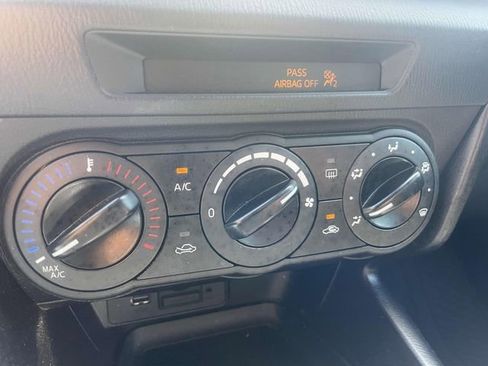 Used 2018 MAZDA MAZDA3 Sport FWD image 36