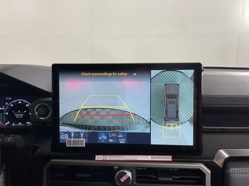 New 2026 Toyota 4Runner Limited AWD/4WD image 25