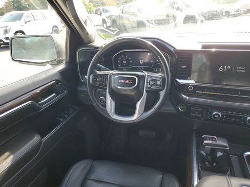 Used 2022 GMC Sierra 1500 SLT w/ SLT Premium Plus Package image 14
