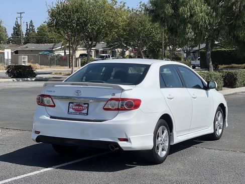 Used 2013 Toyota Corolla S FWD image 4
