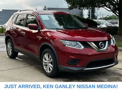 Used 2016 Nissan Rogue SV