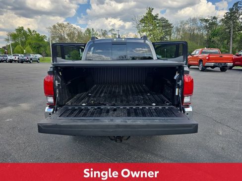Certified 2023 Toyota Tacoma SR5 AWD/4WD image 15