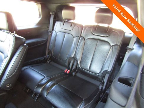 Used 2024 Jeep Grand Cherokee L Limited w/ Luxury Tech Group II image 23