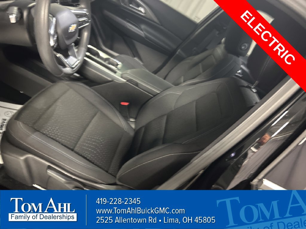 Used 2025 Chevrolet Equinox EV LT FWD image 10