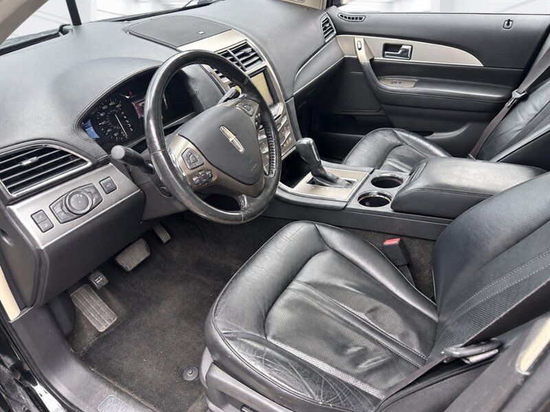 Used 2013 Lincoln MKX AWD image 8