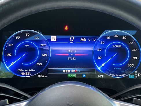 Used 2024 Mercedes-Benz EQE 500 4MATIC Sedan image 18