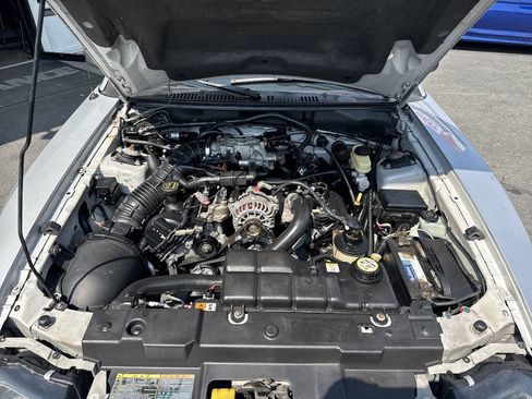 Used 2002 Ford Mustang GT RWD image 11