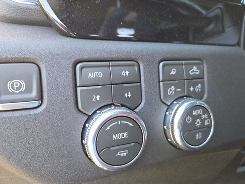 New 2026 GMC Sierra 1500 Elevation w/ Elevation Premium Package image 8