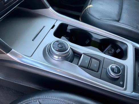 Certified 2023 Ford Explorer Limited image 17