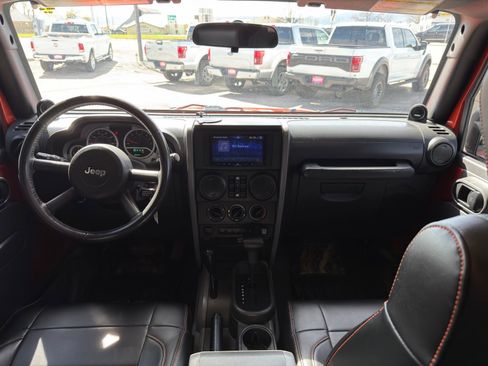 Used 2009 Jeep Wrangler Unlimited Rubicon w/ Trailer Tow Group image 26