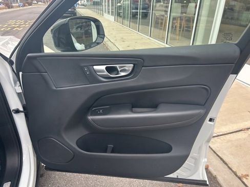 Certified 2025 Volvo XC60 B5 Plus image 12