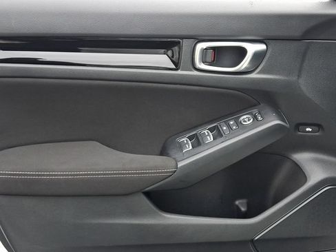 Certified 2023 Honda Civic EX image 12