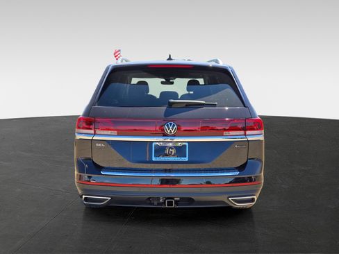 New 2026 Volkswagen Atlas SEL image 5