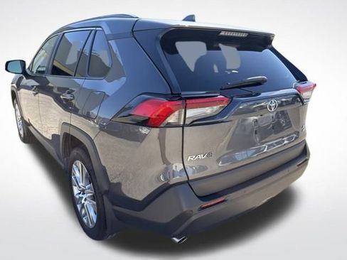 Used 2024 Toyota RAV4 XLE Premium image 5