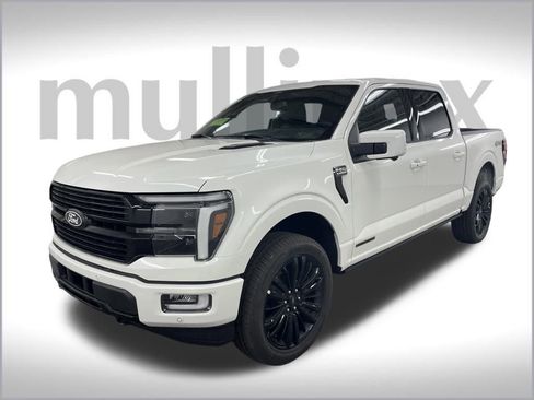New 2025 Ford F150 Platinum w/ Equipment Group 702A High image 14