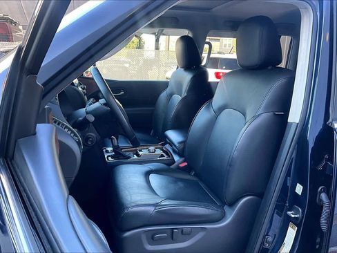 Certified 2024 Nissan Armada SL image 7