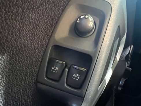 Used 2015 smart fortwo electric drive RWD image 20