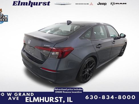 Used 2025 Honda Civic Sport image 5