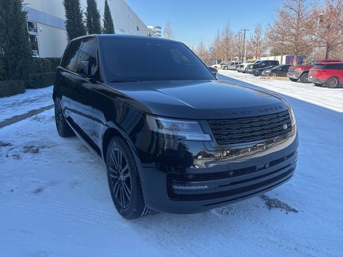 Used 2024 Land Rover Range Rover SE image 4
