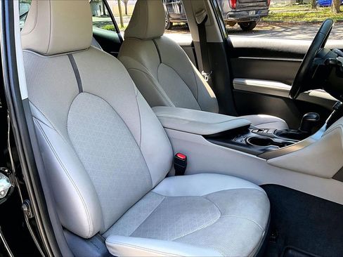 Used 2024 Toyota Camry XSE w/ Navigation Package FWD image 29
