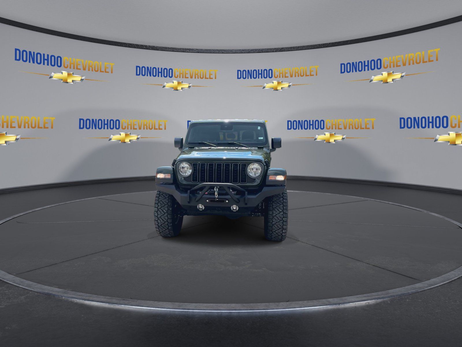 Used 2024 Jeep Gladiator Sport AWD/4WD image 8