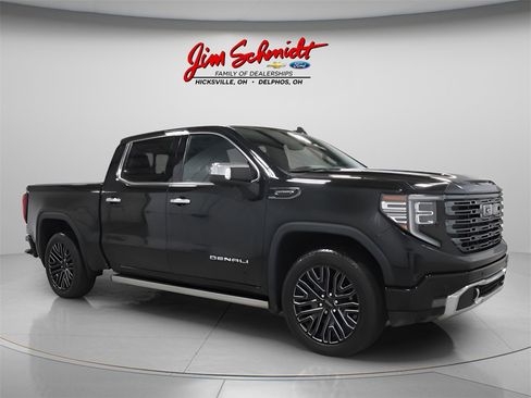 Used 2022 GMC Sierra 1500 Denali Ultimate image 1