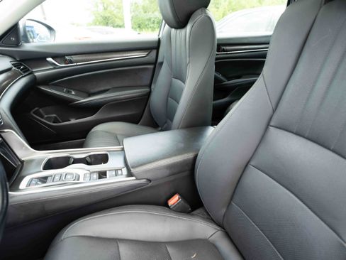 Used 2020 Honda Accord EX-L image 10