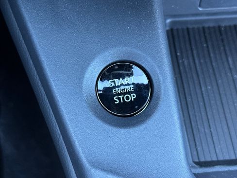 New 2026 Nissan Sentra SR w/ Floor Mat Package image 18