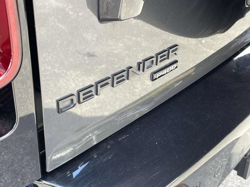 Used 2023 Land Rover Defender 110 X-Dynamic SE AWD/4WD image 8